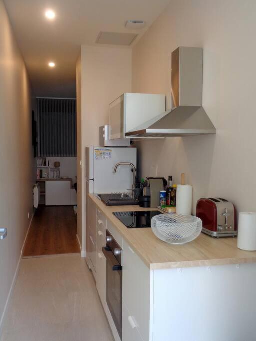 Appartement Hestia F1 Bis + Terrasse Hyper Centre Lons-le-Saunier Exterior photo